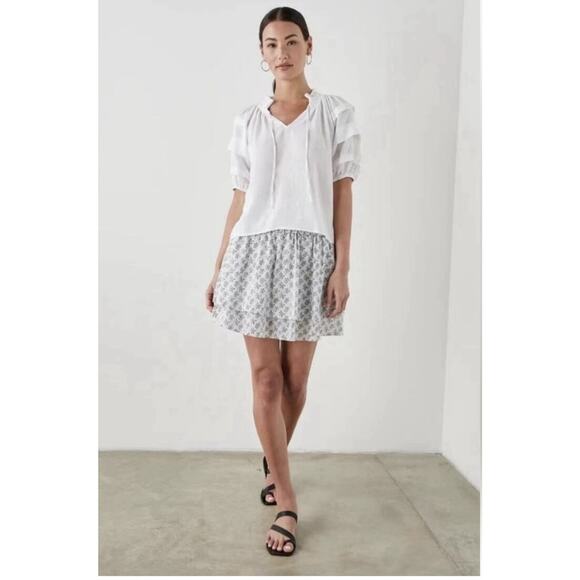 Rails Paris Linen Top in White -Small - Picture 4 of 13
